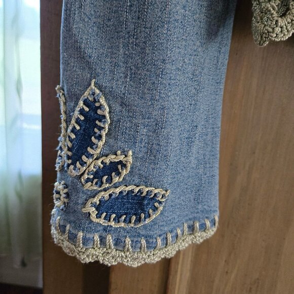 Y2K Denim Jean Jacket Crochet Trim Applique Size 11 Boho Fairy Grunge Stretch - Picture 3 of 13